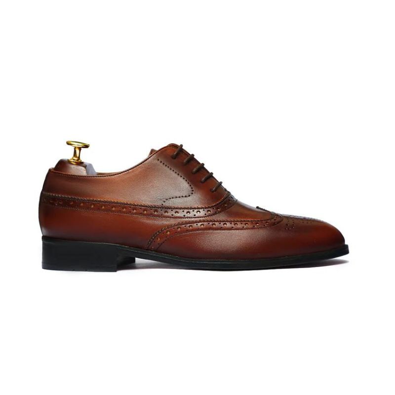 mens-brown-brogue-shoes