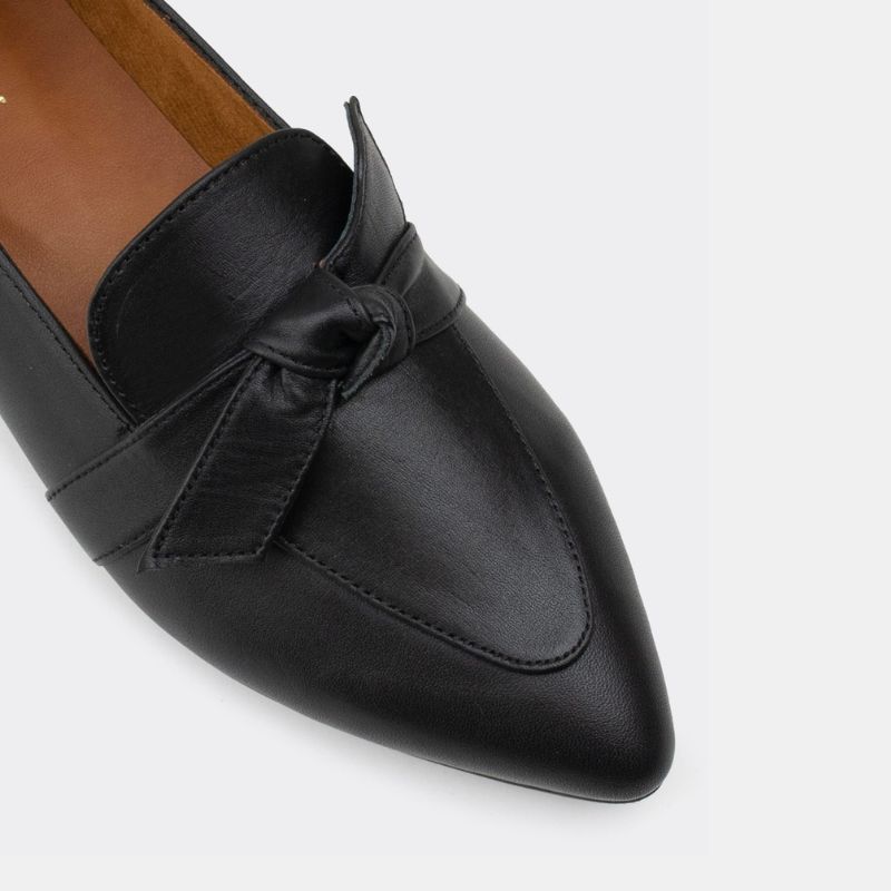 Pointed Toe Black Leather Flats With Knot For Womens